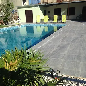 Pensionat Chill Out Beach Apartments, Trogir